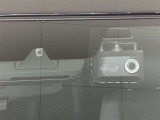 万が一のトラブルのときにも役に立つドライブレコーダーを装備しています。側面衝突や幅寄せ・割り込み対策に!