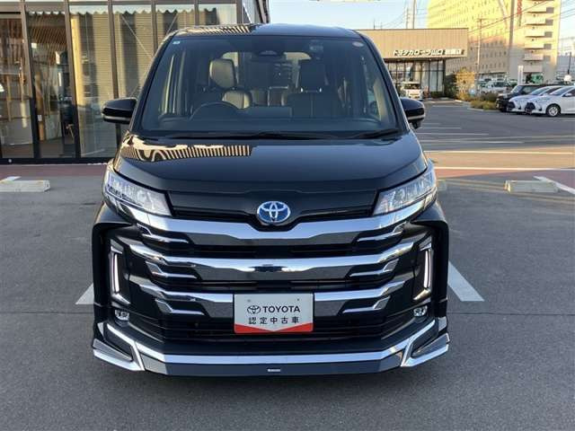 トヨタ ノア 1.8 ハイブリッド S-Z の中古車詳細 (27,000km, ブラック