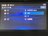 メモリーナビを搭載。楽しいドライブにナビは欠かせませんよね。Bluetoothも当然付いています♪好きな音楽を聴きながら今まで行ったことの無いところに行ってみませんか?
