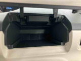 3.「認定中古車カルテ」は、走行距離や修復歴に加えてキズ・凹みの有無・状態や消耗品の交換、過去の整備状況がわかります。