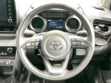 【純正革巻きステアリング】上質な革を使用することで、手にしっかり馴染みとても運転しやすいハンドルです♪