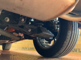 お車を安心してお乗りいただく為には、足回りの定期点検が欠かせません。サービスサポート(有償保証)では無料点検もご提供しており、安心のカーライフをお過ごしいただけるサポート体制が整っています。