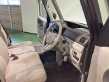 納車前にはプロのメカニックが点検、整備を行いますので安心してお乗り頂けます!!