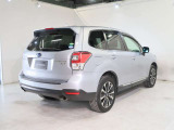 SUBARUディーラーでは皆様に安心してお車をお選びいただくため、必要な金額が分かり易い支払総額表示にてご案内しております。