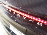 PORSCHEロゴ(ハイグロス、シルバー)