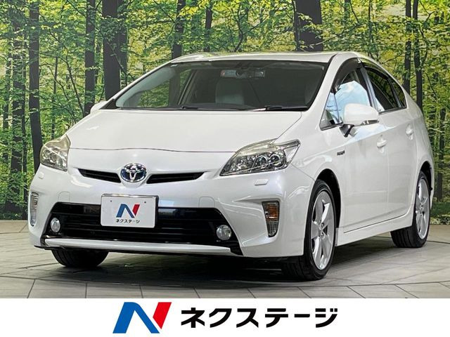 トヨタ プリウス 