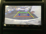 バックモニター付きで、車庫入れやバック時の後方確認をサポート。