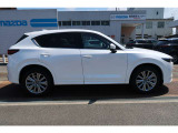 2.5Lガソリンエンジンで、力強く滑らかな走りのCX-5!快適装備も充実!