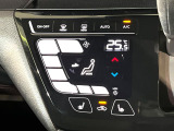 【タッチパネル式オートエアコン】一度お好みの温度に設定すれば、車内の温度を検知し風量や温度を自動で調整。暑い&hellip;寒い&hellip;と何度もスイッチ操作をする必要はありません。快適な車内空間には必須の機能ですね♪