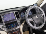 使いやすさや安全性を追求したステアリング周り!高級車ゆえにスイッチ類が多いのも特徴ですね!考え尽くされた配置ですぐに使いこなす事が出来ますのでご安心下さい!是非、体感してみて下さい!!