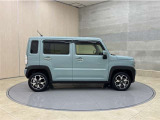 全車1年間の走行距離無制限のロングラン保証付きです。また、さらに安心をお求めの方には1年〜2年の保証延長ができる「ロングラン&alpha;保証」(有償)もお選びいただけます。