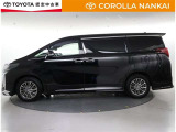 両側パワースライドドア付きだから、狭い駐車スペースなどでの 乗り降りラクラク!小さなお子さまのいるご家庭には嬉しい装備。