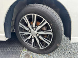 当店では展示前にお車の磨きを丁寧に行っています!少しでもキレイなお車をご提供したいと思っておりますので気になる事がございましたらお気軽にご相談下さい!出来る限りお客様のご要望にはお応え致します!