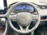 【ステアリングスイッチ】運転中、前方から目線をそらすことなく、オーディオ等の操作が可能な便利機能!安心&快適なドライブを演出してくれます♪