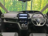 セレナ 1.2 e-POWER ハイウェイスターV 