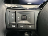ステアリングスイッチ搭載!ハンドルひとつで手を離さなくても運転中視線をそらさなくても操作が出来て便利です♪