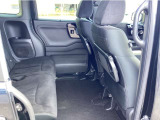 展示車になる工程で室内クリーニングをさせて頂き皆様に安心して触っていただけるよう展示させて頂いております。内外装で気になる点など御座いましたら詳細を写真などでご案内できますのでご遠慮なくお尋ね下さい。