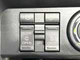 【両側パワースライドドア】スマートキーや運転席のスイッチで後席両側スライドドアの開閉が可能♪電動だから力を入れてドアを開ける必要が無く、小さなお子様でも簡単に開け閉めでき快適です♪