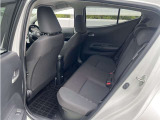 ゆとりある広々とした車内空間は、ドライブを始め買い物やレジャーなど、幅広く活躍します。一人でもみんなとでもお出かけを楽しみましょう!