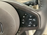 【アダプティブ・クルーズ・コントロール】予め設定した車速内でクルマが自動的に加減速。 前走車との適切な車間距離を維持しながら追従走行し、高速道路でのドライバーの疲労を軽減してくれる嬉しい機能付♪