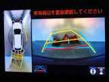バックガイドモニターを装備しています、車庫入れもラクラクです。パノラミックビューモニターを搭載しています、上からの画像も表示されます。