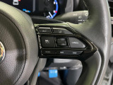 【レーダークルーズコントロール】高速道路での長距離走行が楽に!!自動で速度を保つクルーズコントロールが、衝突軽減システムと連携し、前方の車両を感知して車間を保つように速度調節してくれます!!