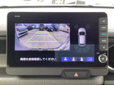 リヤカメラは夜間も明るく映ります。