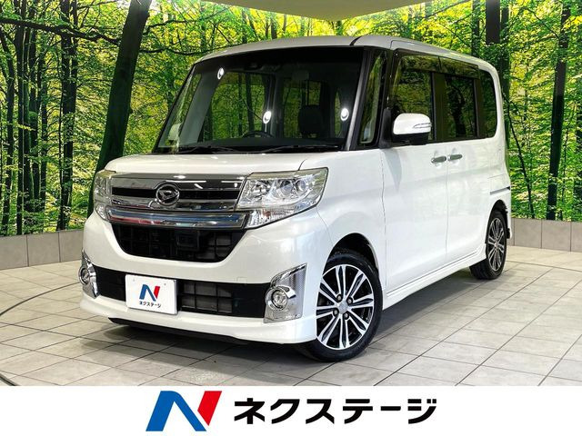 ダイハツ タントカスタム 
