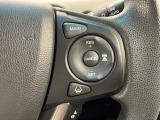 アクセルから足を離しても設定したスピードを保ち走行し、高速道路での疲労軽減に役立つクルーズコントロール付きです!