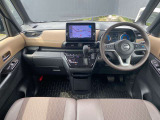 ルークスの運転席周りの画像です。