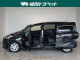 両側パワースライドドア付きだから、狭い駐車スペースなどでの 乗り降りラクラク!小さなお子さまのいるご家庭には嬉しい装備。