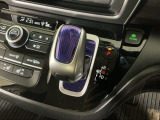 ご契約の流れは、当店のスタッフがわかりやすく説明いたしますのでお気軽にお声かけください!