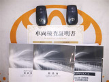 スマートキー付。取扱説明書とメンテナンスノートもあります☆品質評価シート付いてます!トヨタ認定中古車ライト!!