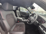 1列目シートです。足元までゆったりとご乗車頂けます!!