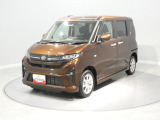 【都会的な斜め前】運転がしやすく狭い路地やスーパーの駐車場などでも取り回しがラクに行えます。毎日の生活にゆとりをもたらしお出かけをさらに楽しく彩ります。