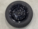 当社にてデモ走行時に装着していたワンシーズン使用の中古スタットレスタイヤ+ホイール4本セットを用意致しました。(2025年製、タイヤ+ホイールは現状渡し、保証対象外です)