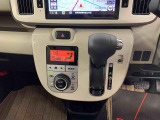 群馬ダイハツでは、安心してお乗りいただけるようにすべての車に検査・クリーニングを実施しています。
