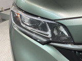 LEDヘッドライトは、点灯の瞬間から最大光量を発揮し、突然暗くなるトンネルなどでの安定感を高めます。