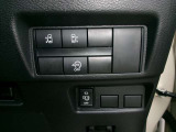 両側オートスライドドアで運転席からも操作出来ます。