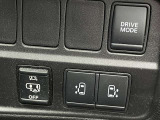 両側オートスライドドア装備!運転席のスイッチやリモンキーでも開閉操作が出来るので便利ですよ!