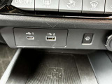 携帯電話のUSB充電が2種類出来ます