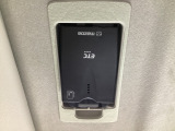 マツダ純正スマートインETC装備!サンバイザーの裏に車載器をスッキリ収納!ワンプッシュでETCカードの出し入れも簡単にできます。