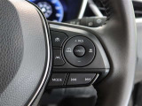 アダプティブクルーズコントロール機能付きです。走行中に先行車の様子を検知しながら、設定した車速の範囲内で先行車との距離のキープを支援します。詳細は販売店スタッフまでおたずねください。