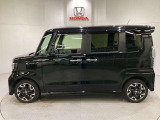 購入後も自社指定整備工場完備でお客様の愛車をしっかりサポート致します!御納車時には安全かつ安心してお乗り頂けるようホンダ専門知識を持つ整備スタッフが点検・整備・装備も説明をしてお渡ししております。