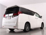 当店では、厳選された車両のみ展示しております。アルファード・ヴェルファイアに特化した専門店ならではの豊富な在庫の中から、お気に入りの一台をお探しください!