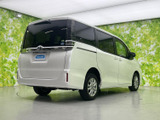ヴォクシー 2.0 V 4WD 