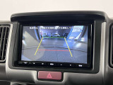 【バックモニター】駐車時に後方が見えるバックモニター付きですので安心して駐車が出来ますよ!