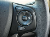 ◆アダプティブクルーズコントロール◆予め設定した車速内でクルマが自動的に加減速。前走車との適切な車間距離を維持しながら追従走行します。【LKAS】車線維持支援システムでステアリング操作を支援。