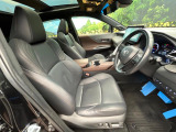運転席シート廻りは使用感も少なく、良好な状態となっています。丁寧に使われていたことがよくわかりますね。