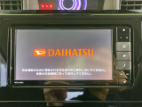【純正ナビ】人気の純正ナビを装備しております。ナビの使いやすさはもちろん、オーディオ機能も充実!キャンプや旅行はもちろん、通勤や買い物など普段のドライブも楽しくなるはず♪